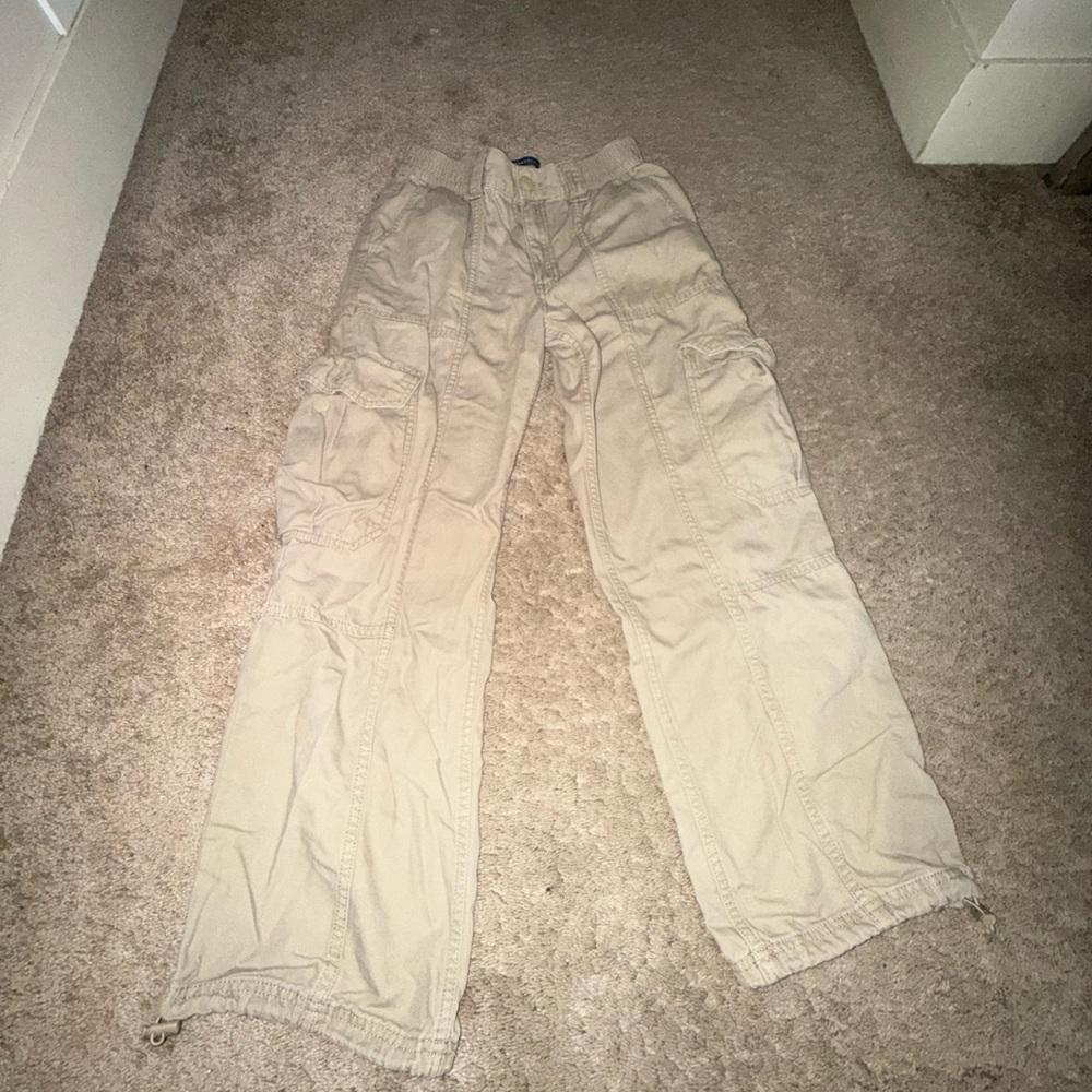 Aeropostale Women's Khaki Cargo Pants